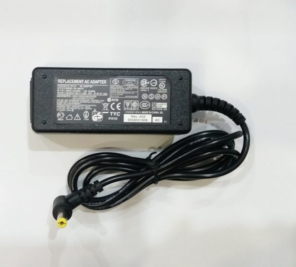 Chargeur Laptop Acer 19V 1.58A 30W (5.5*1.7mm) (High Copy)