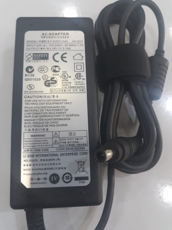 Chargeur Laptop Samsung 19V 3.16A 65W (5.0 x 3.0mm) original